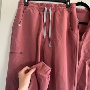 figs scrub set - mauve nata zip henley scrub top + zamora high waisted jogger